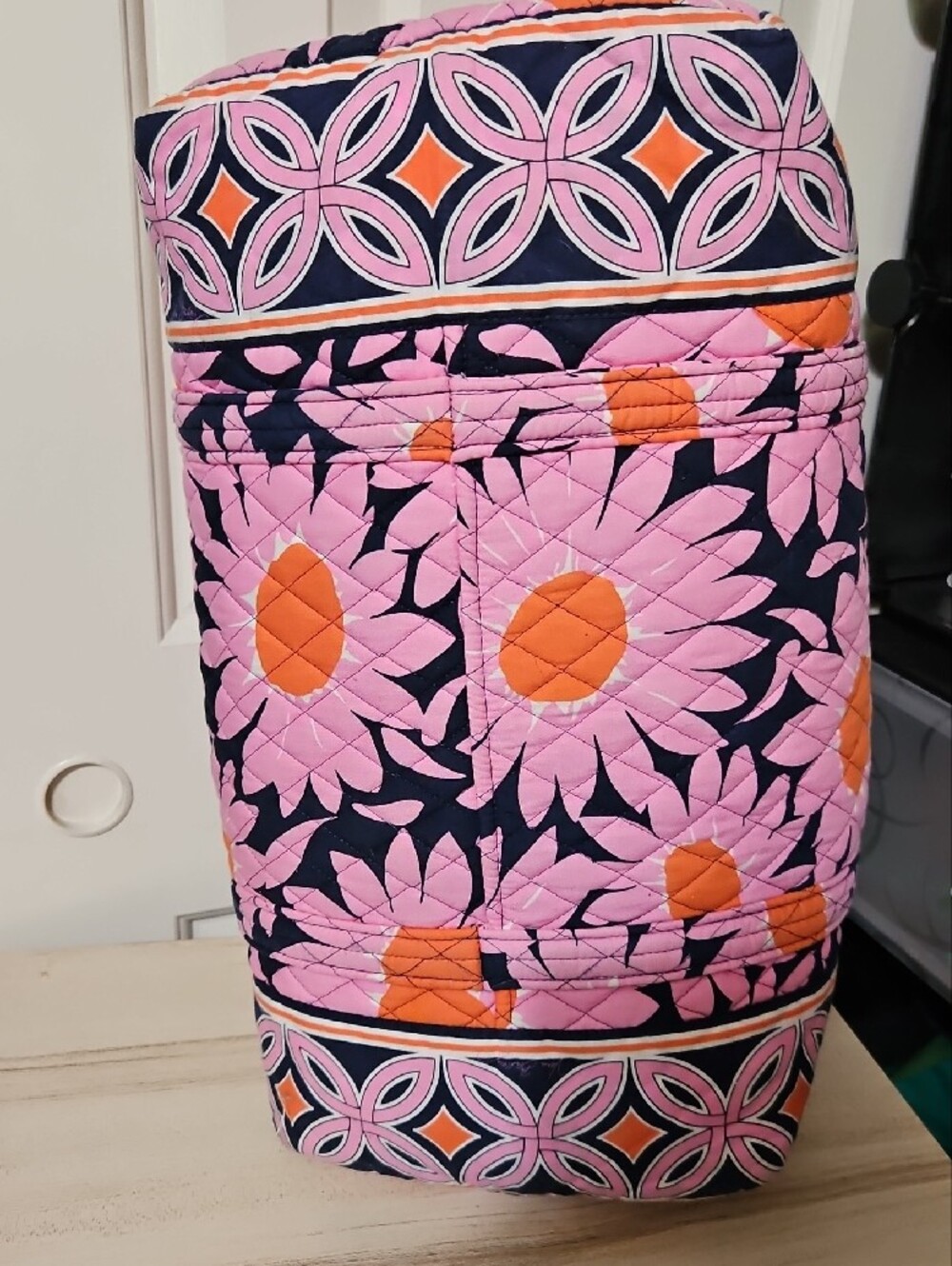 Vera Bradley EUC Quilted Floral Duffel in Pink & Blue - Picture 5 of 8